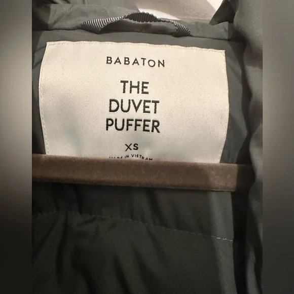 COPY - Babaton Duvet Puffer from Aritiza. Size XS. Midi Length - Picture 5 of 7